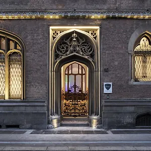 Hostel Babila & Bistrot, Milan